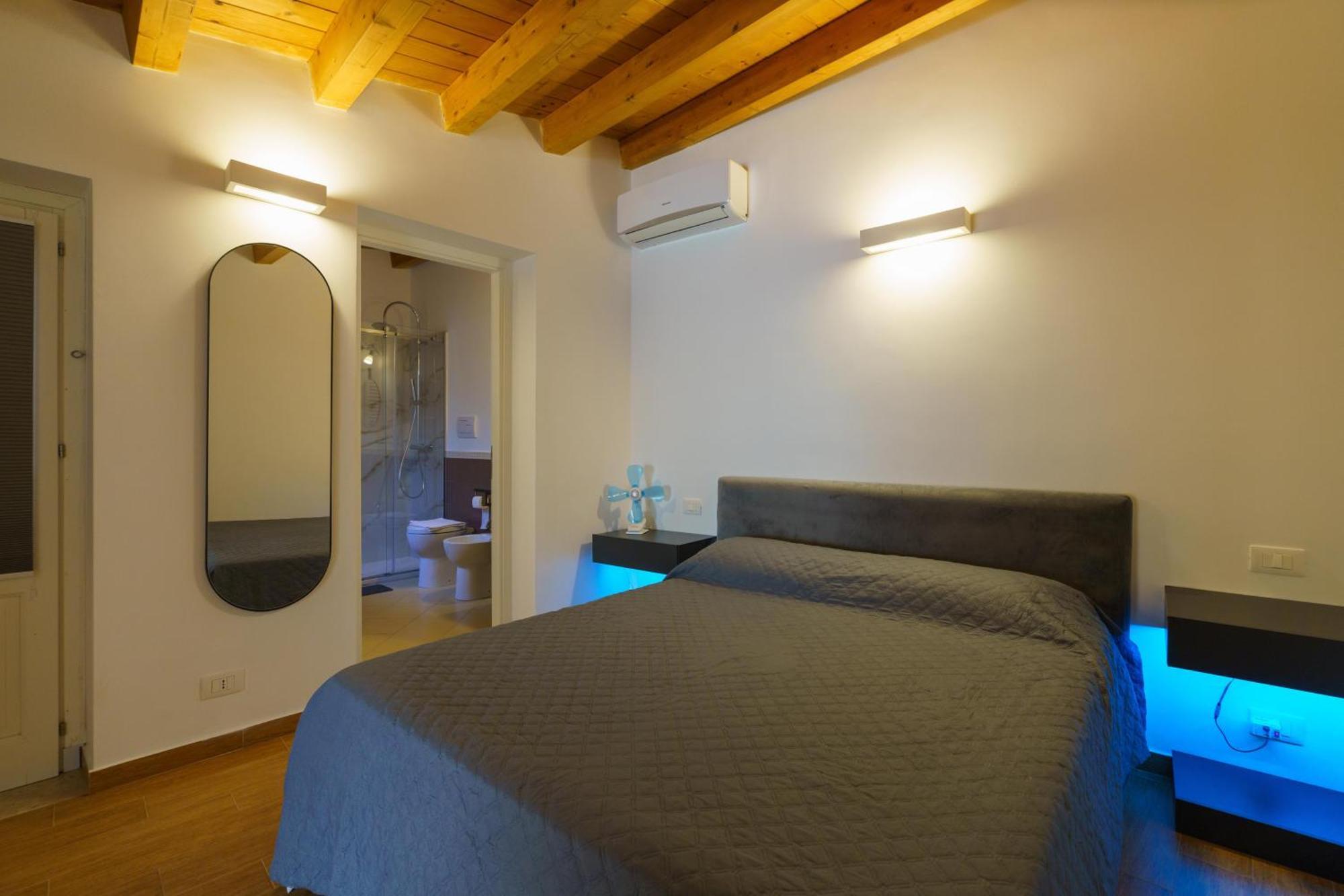 Maquedino Holiday Home & Terrace - Cozy Central Loft Palermo Dış mekan fotoğraf